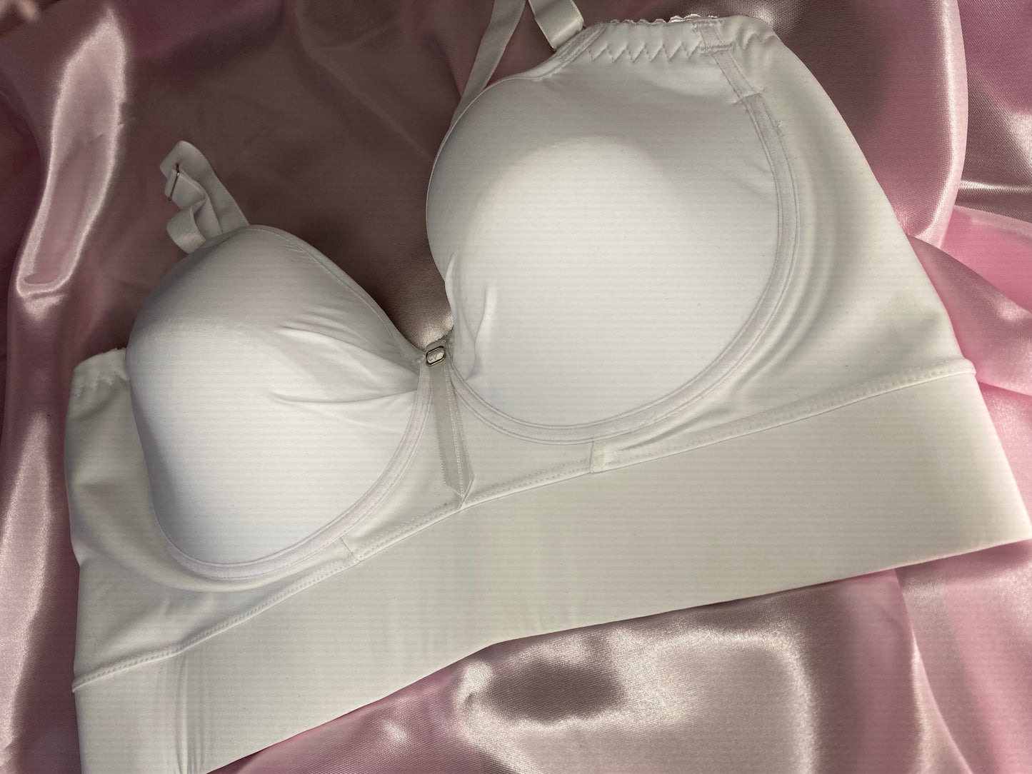 Bra Lu Blanco Talla 40 y copa 40 contorno 42